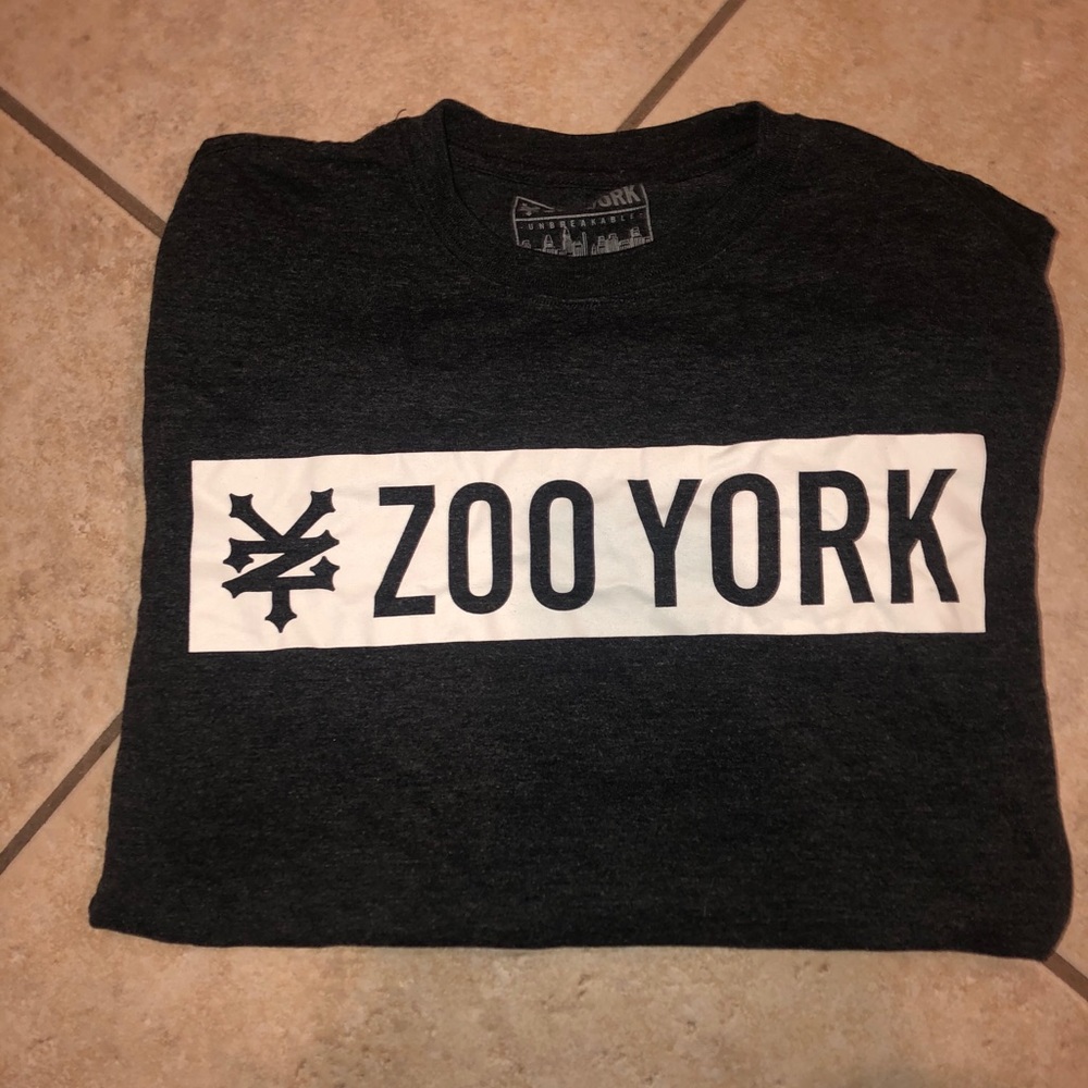 Grey Zoo York tee